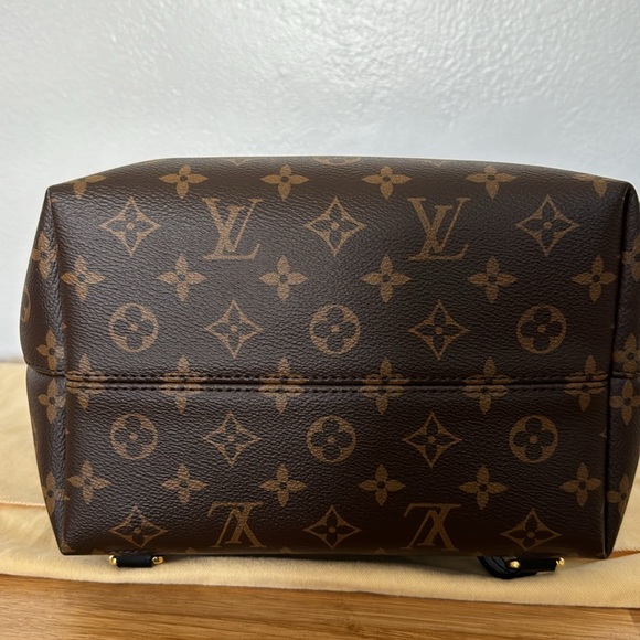 Authentic Louis Vuitton Montsouris PM (newer version) - Picture 9 of 9